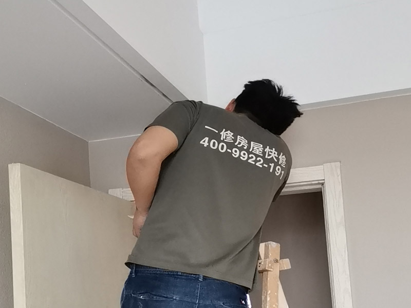 鄭州房屋維修哪家公司口碑好，鄭州鋪地磚工錢多少錢一平方
