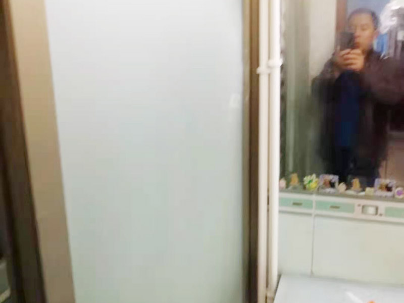 明管安裝維修：第一步是測(cè)量，確定線(xiàn)管和一級(jí)配電箱的固定點(diǎn)位。第二步是加工我們所需要的線(xiàn)管。第三步是線(xiàn)管的安裝和固定。第四步是管路進(jìn)入線(xiàn)盒或者是線(xiàn)盒。