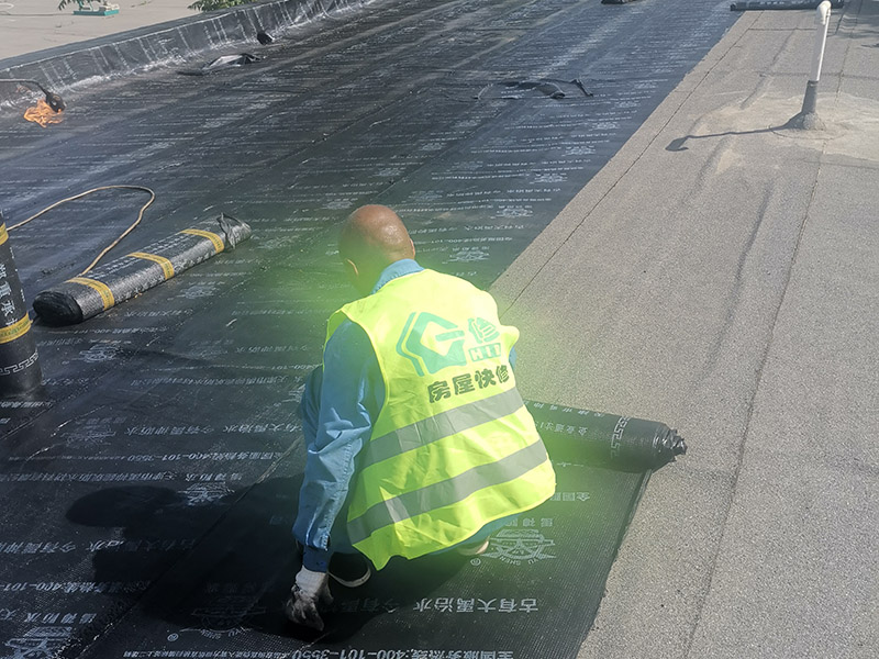 裝修后出現(xiàn)漏水問題怎么辦，專業(yè)重慶裝修公司通常這樣處理