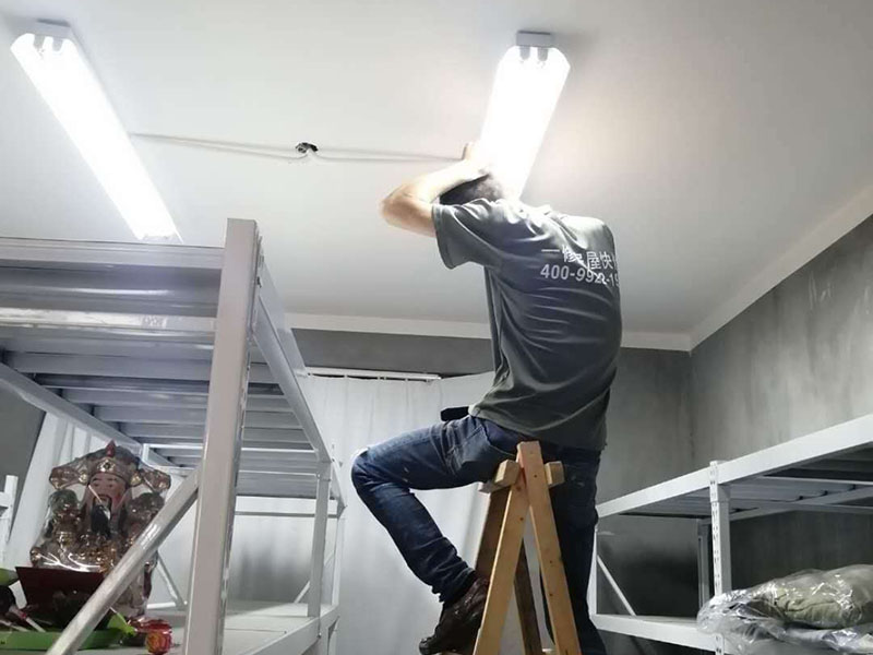 武漢本地電工怎么找，家里突然跳閘斷電找不到誰處理