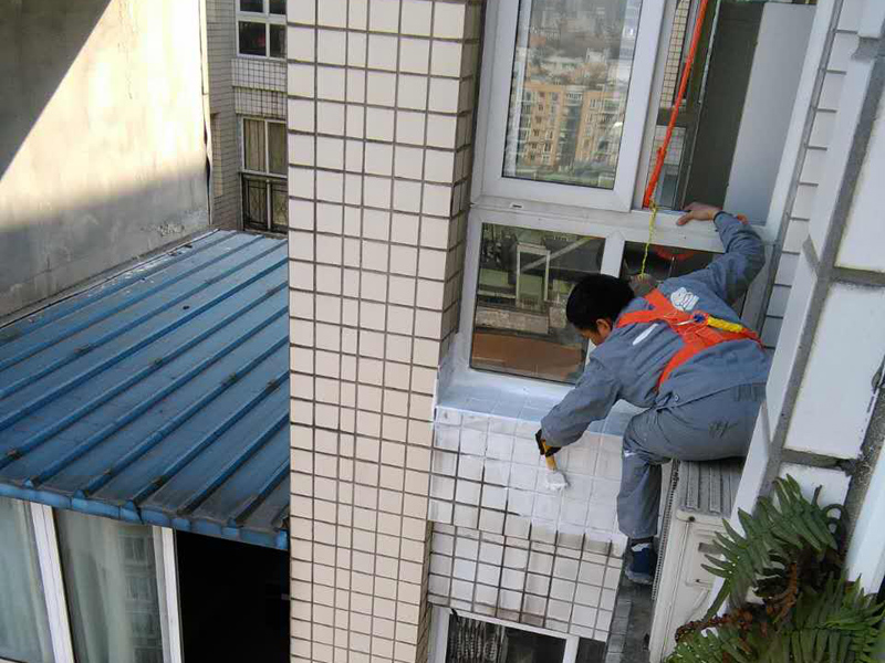 一修木地板安裝、外墻防水、線路安裝、