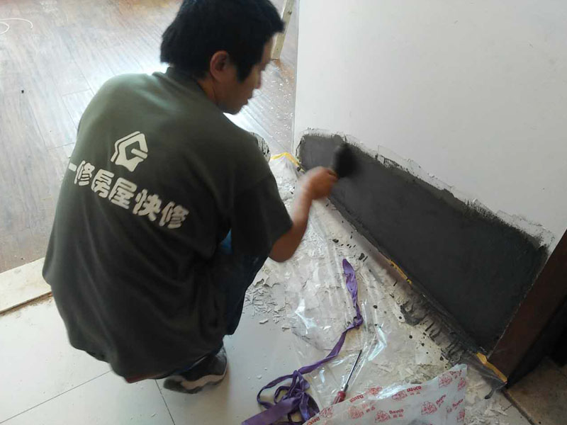 裝修入住半個月墻面發(fā)霉是為什么？應(yīng)如