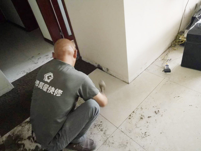 裝修瓷磚鋪貼不注意這些，小心日后瓷磚