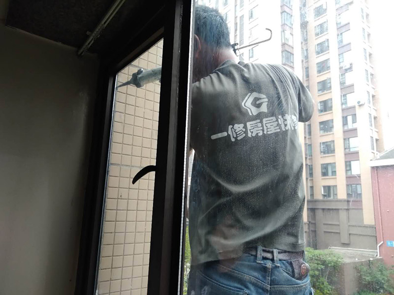 鄭州哪里有做門窗維修的公司，鄭州門窗