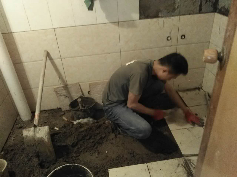 杭州裝修貼磚人工多少錢一平方，杭州裝