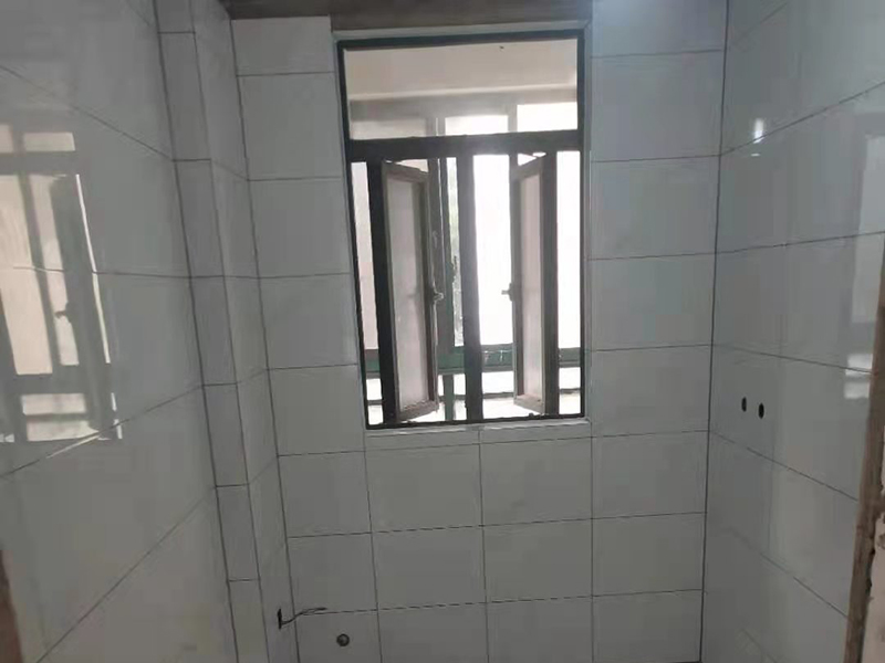 北京老房子地面裝修，瓷磚應(yīng)該怎么翻新