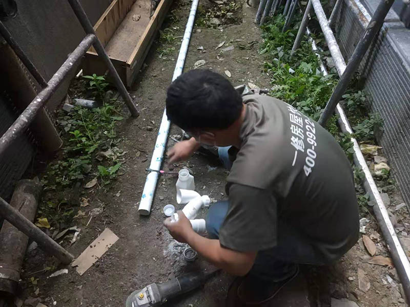 衛(wèi)生間支管道壞了，找哪家公司維修比較