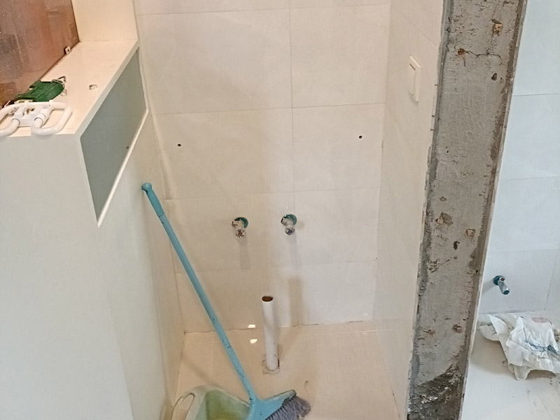瓷磚開裂修復(fù)成本大公開！DIY省錢技